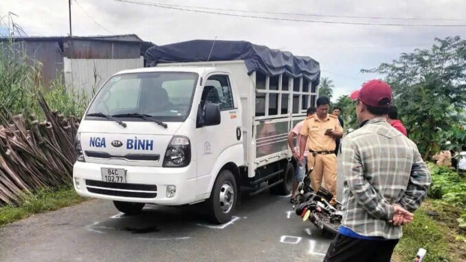 Vụ nữ sinh tử vong ở Vĩnh Long: Nguyên trưởng công an huyện báo cáo về tin đồn ‘có họ với tài xế’