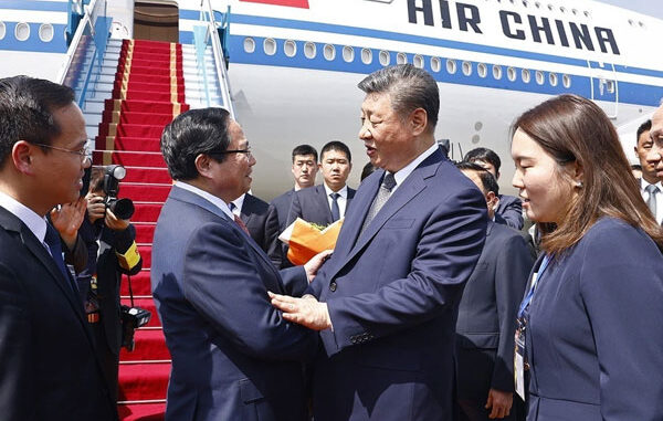 Tổng Bí thư, Chủ tịch Trung Quốc Tập Cận Bình rời Hà Nội Tổng Bí thư, Chủ tịch Trung Quốc Tập Cận Bình rời Hà Nội