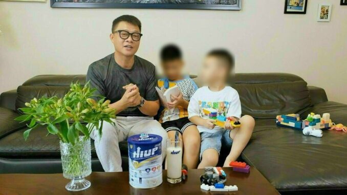 BTV Quang Minh, Vân Hugo, NSND Hồng Vân bị réo tên vì quảng cáo sữa BTV Quang Minh, Vân Hugo, NSND Hồng Vân bị réo tên vì quảng cáo sữa