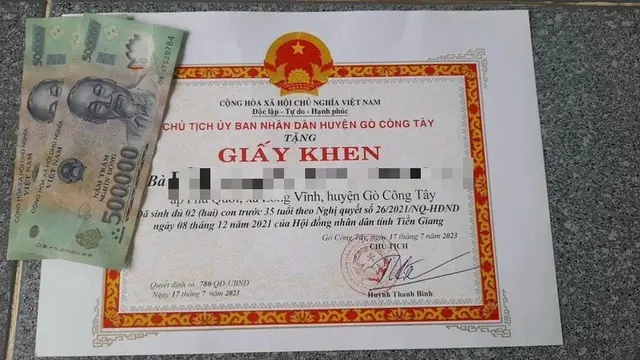 21 tỉnh, thành thưởng tiền nếu sinh đủ 2 con trước 35 tuổi 21 tỉnh, thành thưởng tiền nếu sinh đủ 2 con trước 35 tuổi