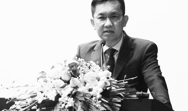 Ông Hồ Nhân – cựu CEO Nanogen, con rể gia tộc Sơn Kim qua đời Ông Hồ Nhân – cựu CEO Nanogen, con rể gia tộc Sơn Kim qua đời