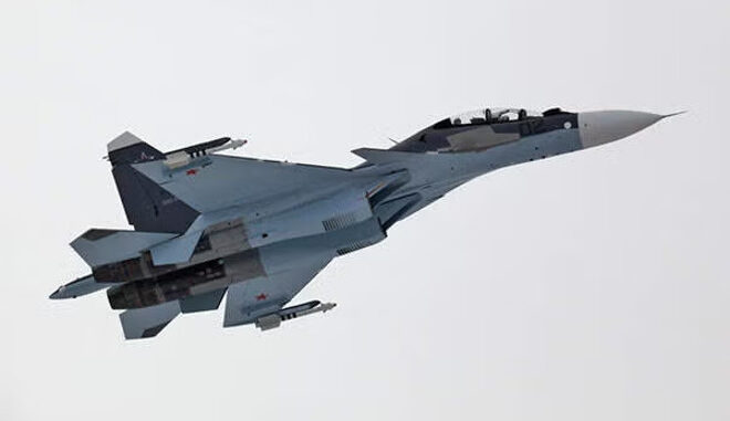 Tiêm kích Su-30 bị bắn hạ ở Biển Đen, Ukraine ra cảnh báo cứng rắn với Nga Tiêm kích Su-30 bị bắn hạ ở Biển Đen, Ukraine ra cảnh báo cứng rắn với Nga