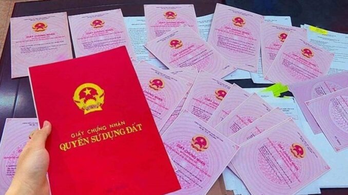 Kể từ 1/1/2026: 3 đối tượng sẽ phải mất rất nhiều tiền khi làm sổ đỏ, người dân cần làm ngay trong năm 2025 Kể từ 1/1/2026: 3 đối tượng sẽ phải mất rất nhiều tiền khi làm sổ đỏ, người dân cần làm ngay trong năm 2025