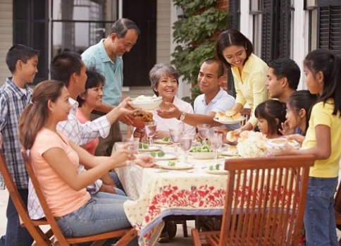 Bố dặn con gái: Dù 'ở không' tới già cũng đừng bao giờ lấy chồng xuất thân từ 4 kiểu gia đình này Bố dặn con gái: Dù 'ở không' tới già cũng đừng bao giờ lấy chồng xuất thân từ 4 kiểu gia đình này