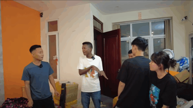 Xúc động bức tâm thư Lido, thành viên team Châu Phi gửi Quang Linh Vlog Xúc động bức tâm thư Lido, thành viên team Châu Phi gửi Quang Linh Vlog