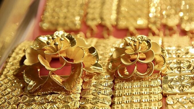 Giá vàng ‘bốc hơi’ 2 triệu đồng một lượng Giá vàng ‘bốc hơi’ 2 triệu đồng một lượng