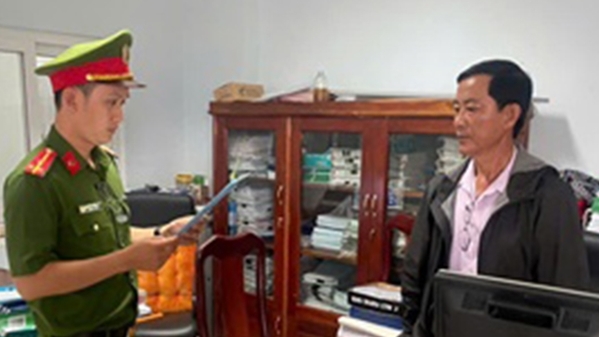 Khởi tố 3 đối tượng gây thất thoát ngân sách Nhà nước Khởi tố 3 đối tượng gây thất thoát ngân sách Nhà nước