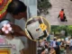 Tang lễ của b.é gá.i bị nước cuốn ở ĐN: rợn người tin nhắn năn nỉ cha lần cuối