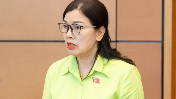 Đại biểu đề xuất tăng mức phạt vi phạm giao thông lên 200 triệu đồng Đại biểu đề xuất tăng mức phạt vi phạm giao thông lên 200 triệu đồng