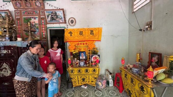 Vụ cha bắn tài xế cán chết con mình: Người mẹ lay lắt sống trong tột cùng nỗi đau Vụ cha bắn tài xế cán chết con mình: Người mẹ lay lắt sống trong tột cùng nỗi đau