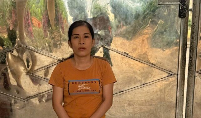 Quảng Nam: Vợ dùng dao đâm chồng nguy kịch rồi đi tự thú Quảng Nam: Vợ dùng dao đâm chồng nguy kịch rồi đi tự thú
