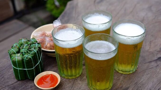 6 không khi uống bia kẻo rước họa vào thân 6 không khi uống bia kẻo rước họa vào thân