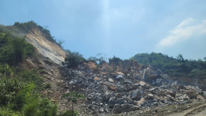 Sập mỏ đá ở Tuyên Quang