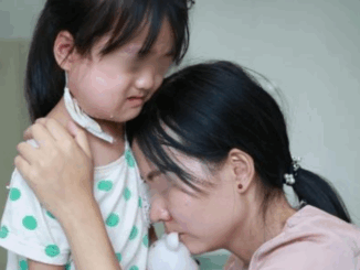 Dắt theo con gái đi ăn cưới thì bị chủ nhà đu.ổi khéo, tôi đứng phắt dậy về luôn. Về được 30 phút thì nghe tin động trời từ đám cưới
