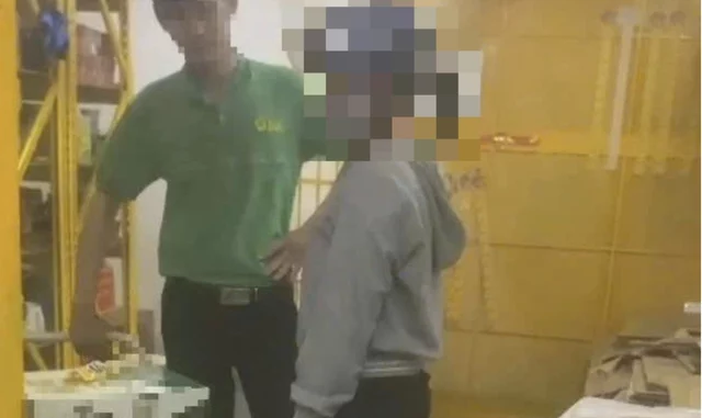 Thông tin mới vụ hiệu trưởng trộm xí muội, hạt dẻ ở Bách hóa Xanh Thông tin mới vụ hiệu trưởng trộm xí muội, hạt dẻ ở Bách hóa Xanh