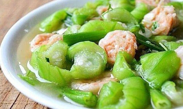 Mướp cực tốt cho sức khoẻ nhưng không nên ăn cùng 3 loại thực phẩm này Mướp cực tốt cho sức khoẻ nhưng không nên ăn cùng 3 loại thực phẩm này