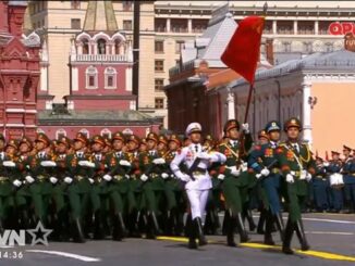 Tự hào hình ảnh đoàn Quân đội Nhân dân Việt Nam lần đầu tham gia duyệt binh ở Moscow