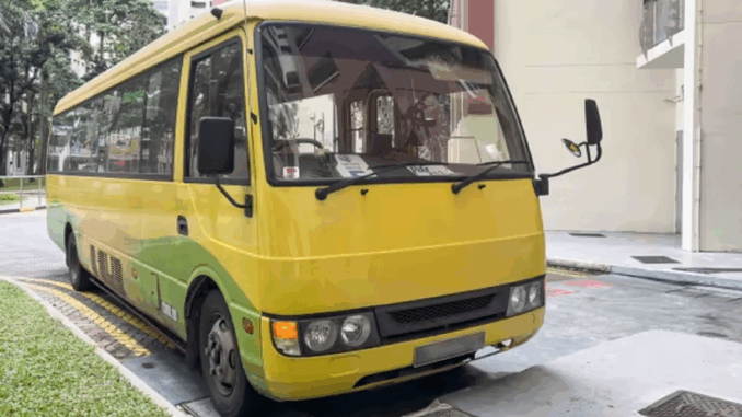 Bị bỏ quên trên xe đưa đón học sinh, bé trai 5 tuổi tử vong thương tâm: Chia sẻ đẫm nước mắt của người bố Bị bỏ quên trên xe đưa đón học sinh, bé trai 5 tuổi tử vong thương tâm: Chia sẻ đẫm nước mắt của người bố