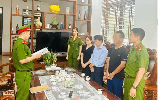 Kh:ởi t:ố nữ chủ x:ưởng sản xuất hàng loạt đồ ăn vặt ‘sạch, ngon’ gi::ả Kh:ởi t:ố nữ chủ x:ưởng sản xuất hàng loạt đồ ăn vặt ‘sạch, ngon’ gi::ả
