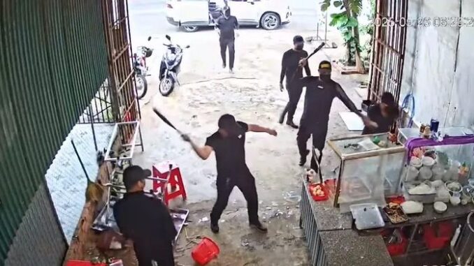 Công an tỉnh Đắk Lắk b:ắt gi:ữ Công an tỉnh Đắk Lắk b:ắt gi:ữ
