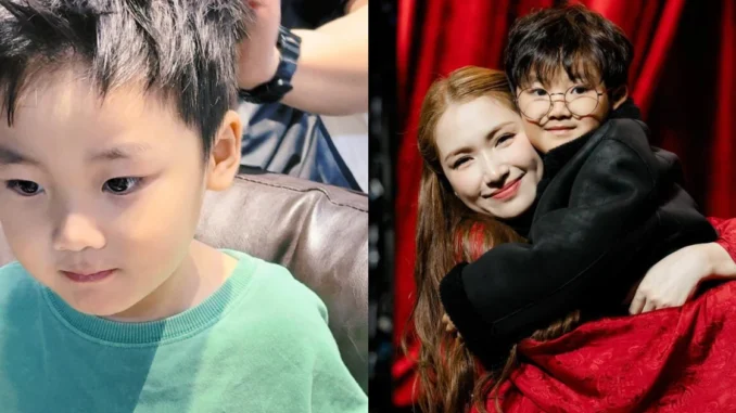 Con trai Hòa Minzy khiến mẹ bất lực, bị cho "lên sóng" cùng bà ngoại, CĐM rôm rả Con trai Hòa Minzy khiến mẹ bất lực, bị cho "lên sóng" cùng bà ngoại, CĐM rôm rả