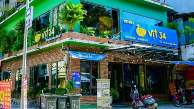 Trời ơi quán chuyên về VỊT tại Hà Nội mà làm ăn kiểu này đây, giờ ai dám đến mua hàng nữa Trời ơi quán chuyên về VỊT tại Hà Nội mà làm ăn kiểu này đây, giờ ai dám đến mua hàng nữa