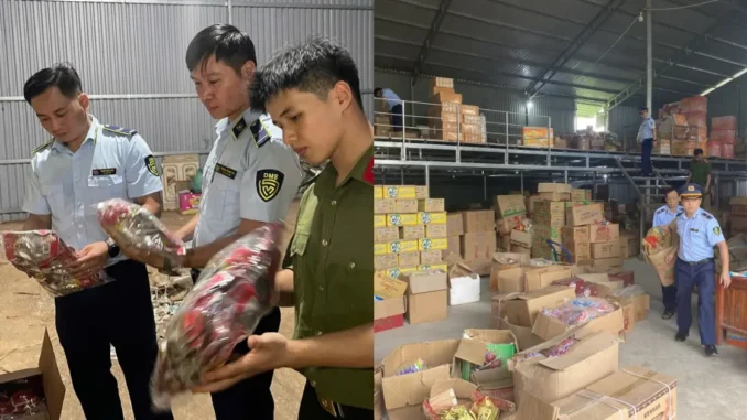 Đột kích kho hàng lậu 34.000 sản phẩm, phát hiện chân gà, xúc xích thố.i rữ.a Đột kích kho hàng lậu 34.000 sản phẩm, phát hiện chân gà, xúc xích thố.i rữ.a