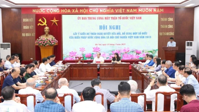 Đề nghị nghiên cứu giữ lại đơn vị hành chính thị trấn, thị xã, thành phố thuộc tỉnh