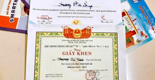 Nhiều phụ huynh “khoe” giấy khen của con, c ông a n ra cảnh báo Nhiều phụ huynh “khoe” giấy khen của con, c ông a n ra cảnh báo